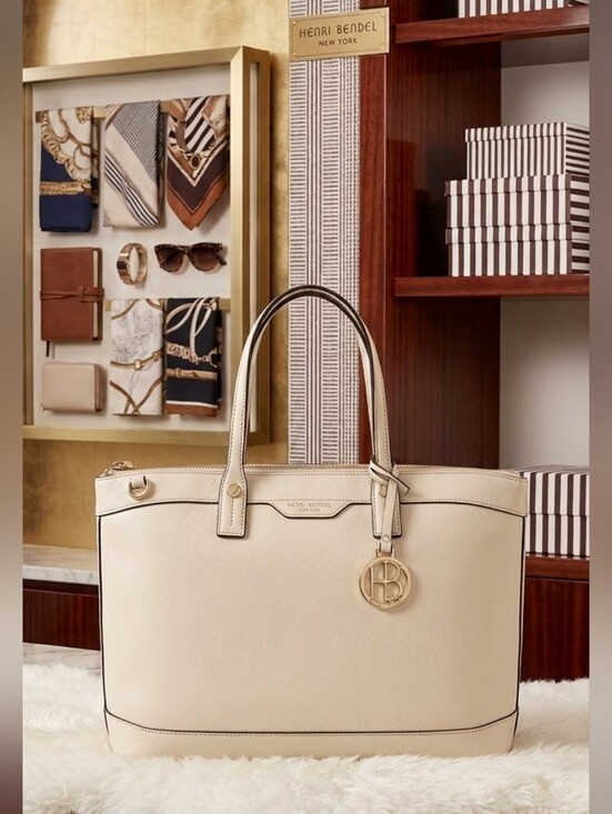 henri bendel Handbags - HENRI BENDEL West 57th Satchel